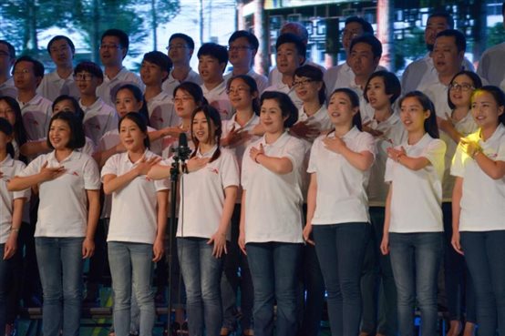 C:\Users\Lenovo\Desktop\H小说
大合唱\H小说
大合唱\yy10.jpg